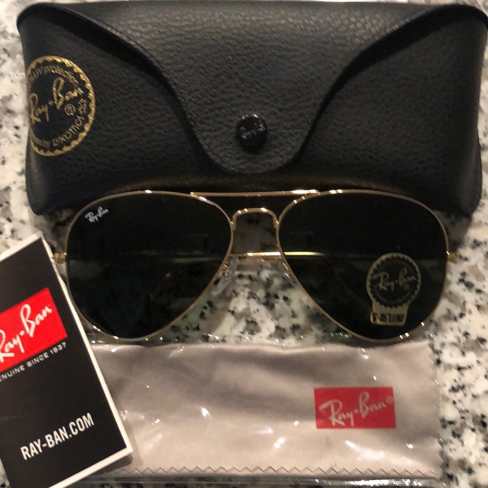 Brand New Ray-Ban Aviators. G-15 Lens